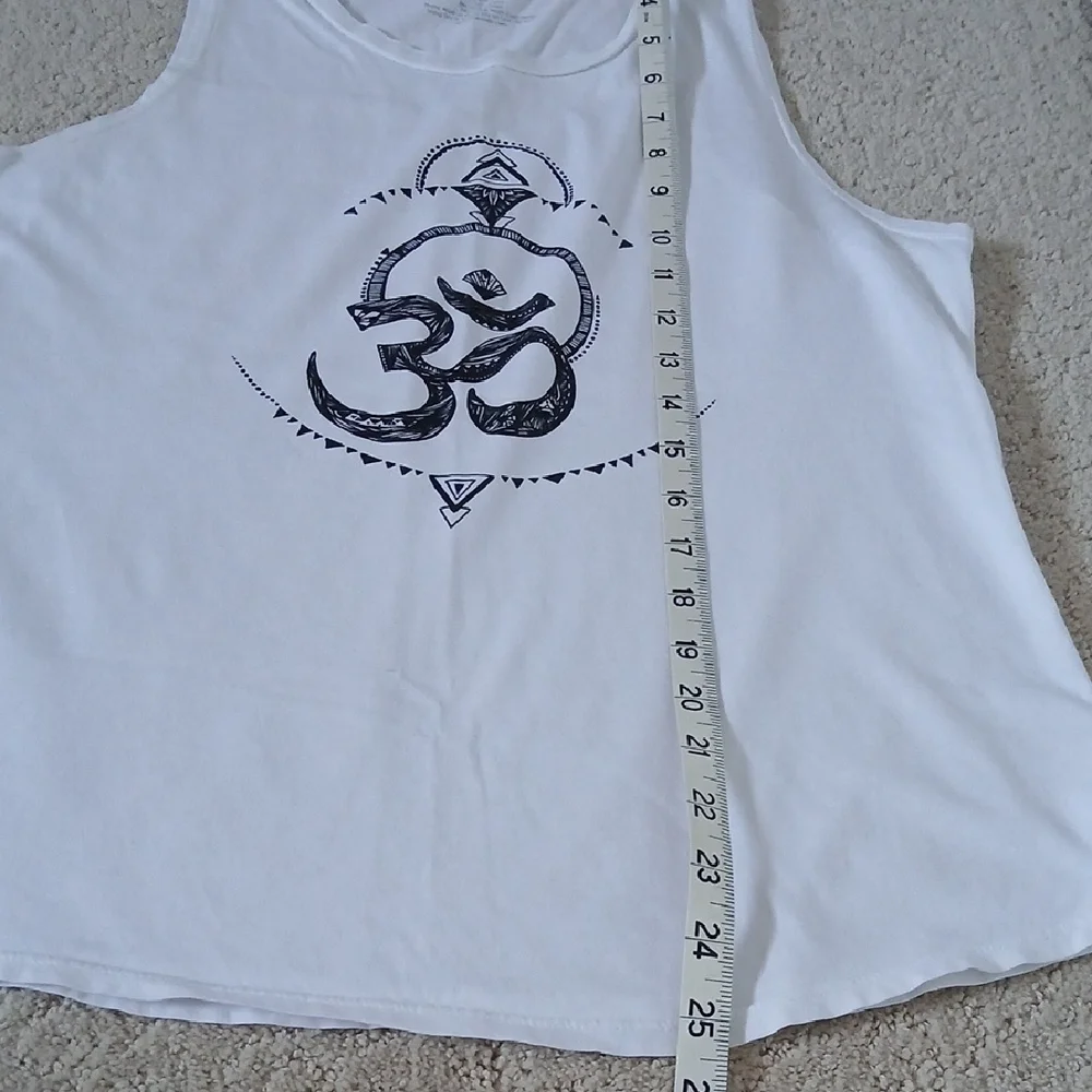 Onzie Tank Top - Picture 6 of 10